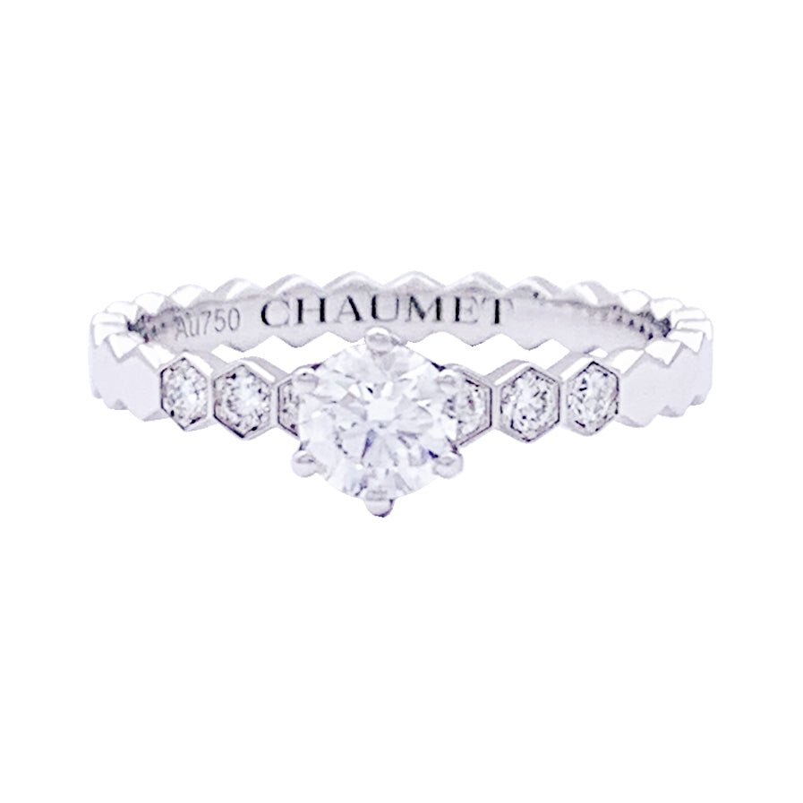 Bague CHAUMET "Solitaire Bee my Love" or blanc, diamants. – Castafiore