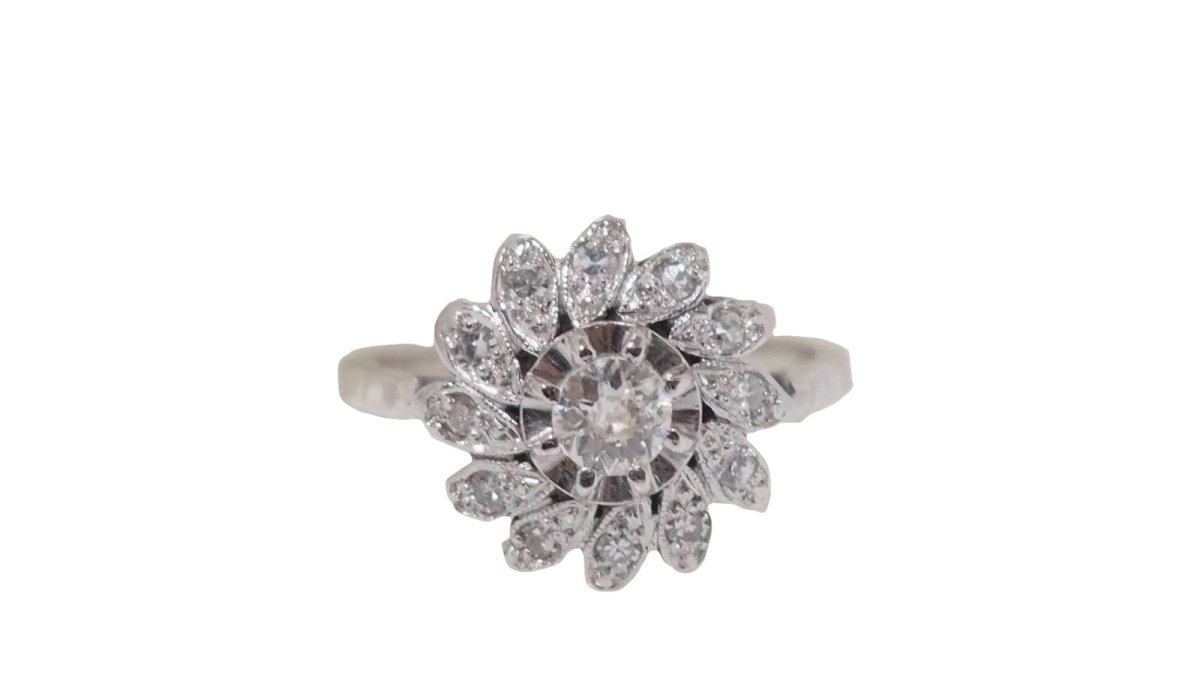 Bague 'Marguerite' En Or Blanc 18K Avec Diamants Gris - Taille 56 - Occasion - Modèle Vintage