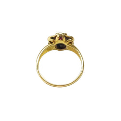 Bague Entourage en or jaune, rubis et diamants