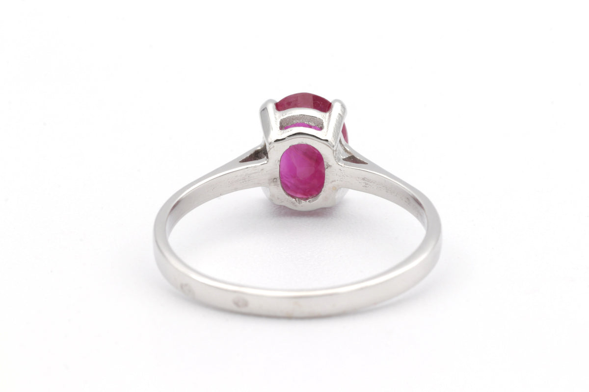 Bague Solitaire en or blanc et rubis