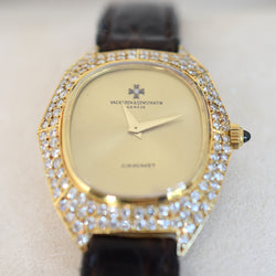 Montre VACHERON CONSTANTIN POUR CHAUMET en or jaune, cuir et diamants