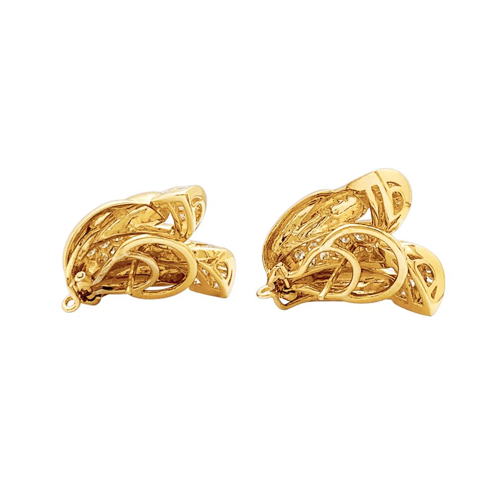 Boucles d'oreilles "Tulipe" en or jaune et diamants.
