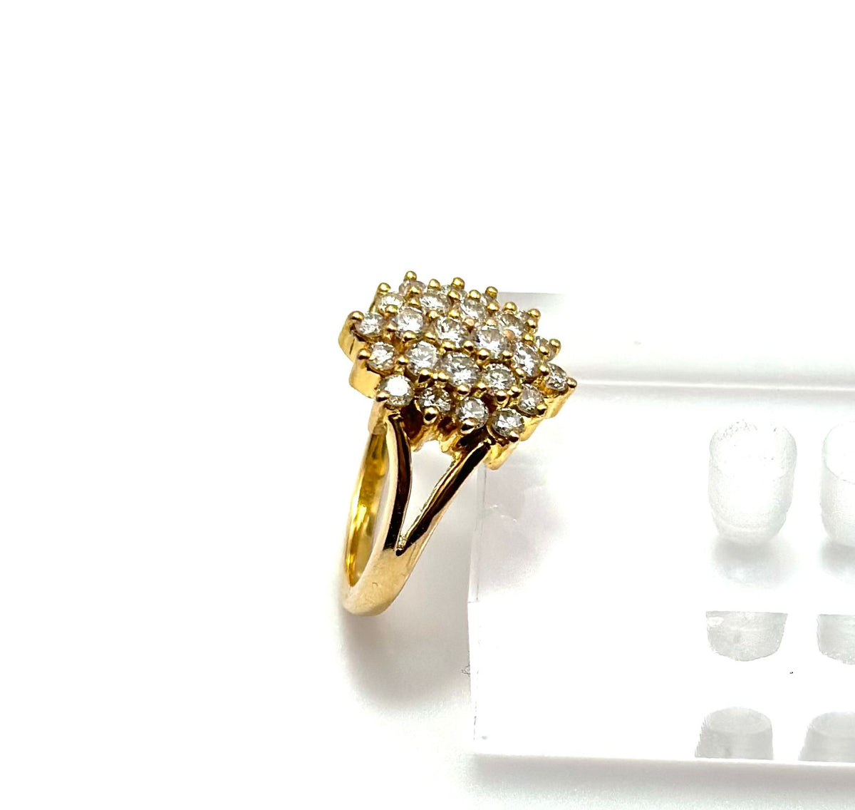 Bague Marguerite en or jaune et diamants