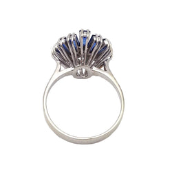 Bague Cocktail en or blanc, saphirs et diamants