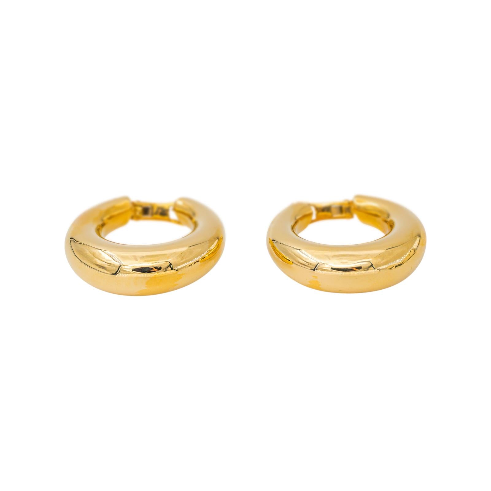 Chaumet Boucles d'oreilles Créoles  Or jaune