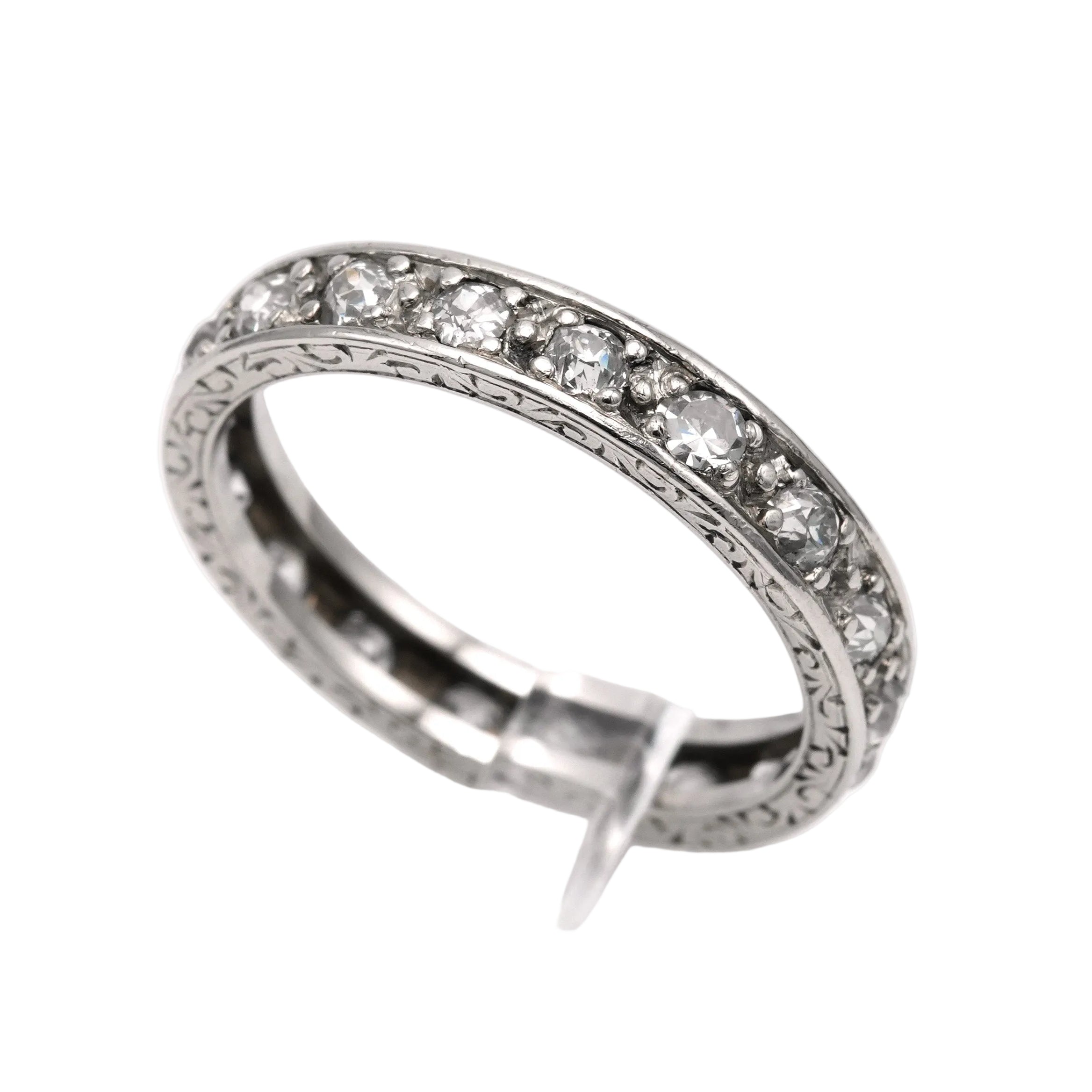Bague Alliance en or blanc et diamants