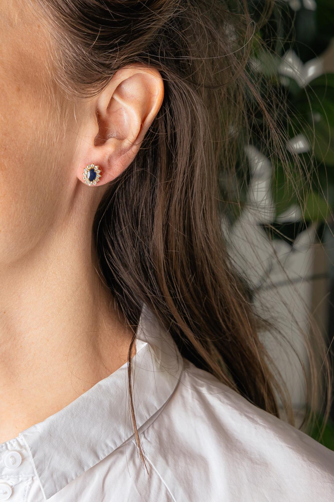 Boucles d'oreilles Puces Or jaune Saphir