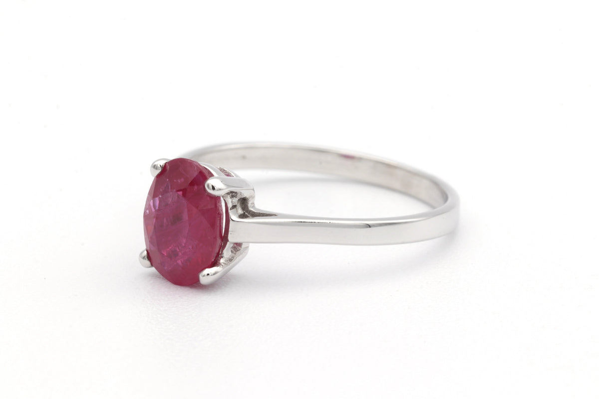 Bague Solitaire en or blanc et rubis