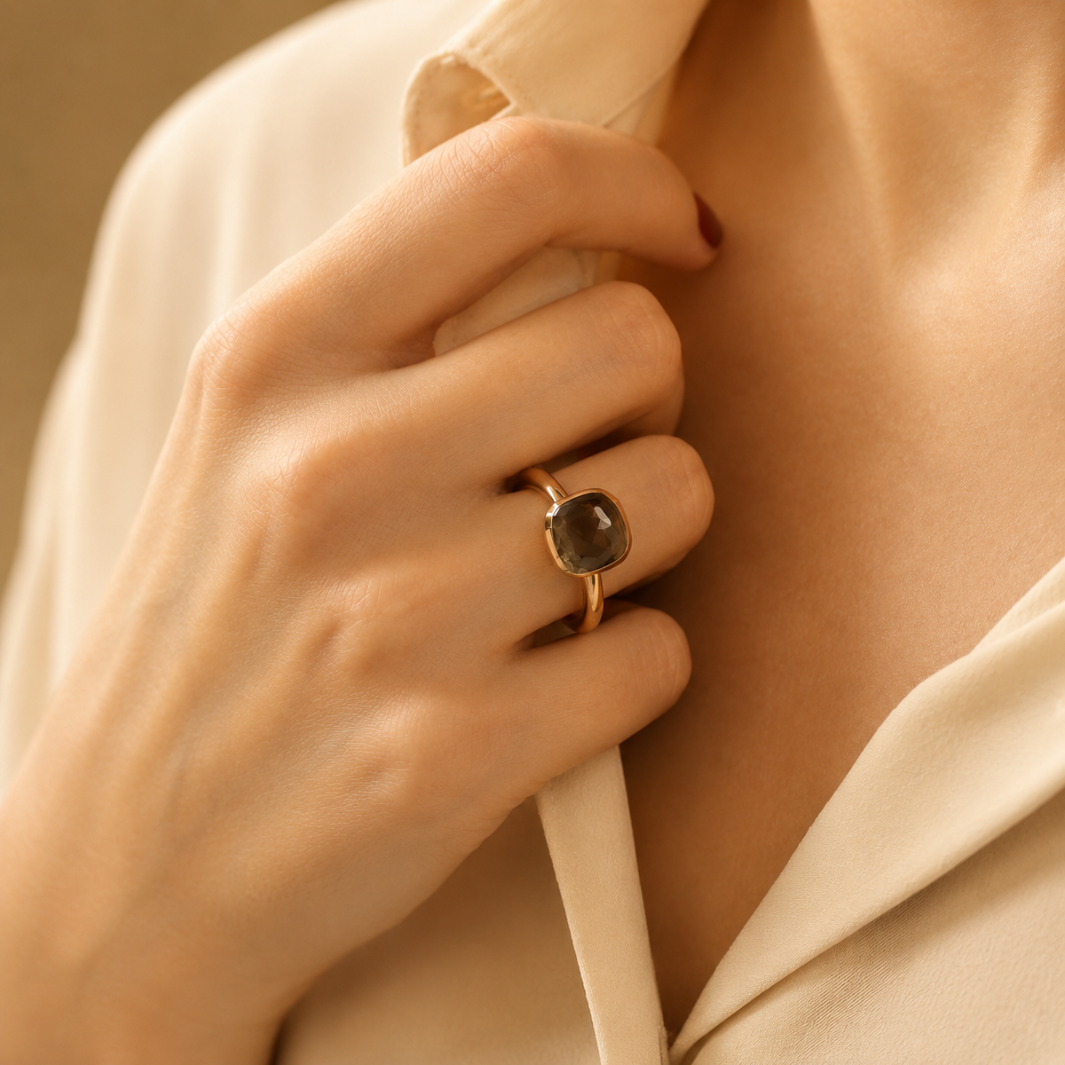 Bague Solitaire POMELLATO "Nudo" en or blanc, or rose et quartz