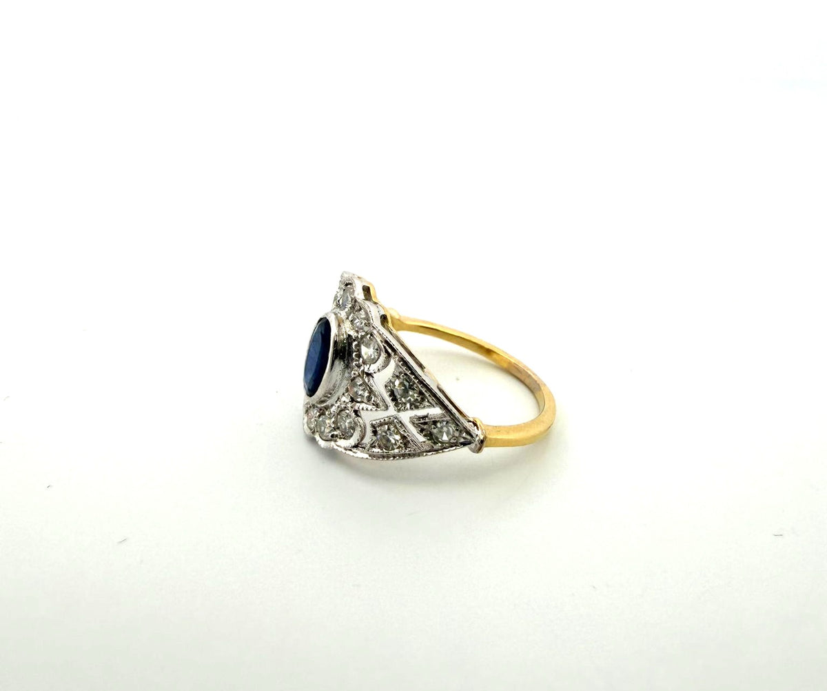 Bague Entourage en or blanc, or jaune, saphir et diamants