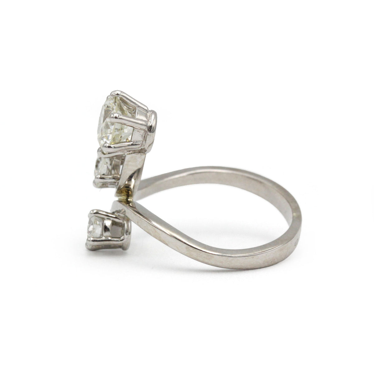 Bague en or blanc et diamants