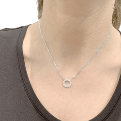 Collier Cartier, « Love», or blanc, diamants.