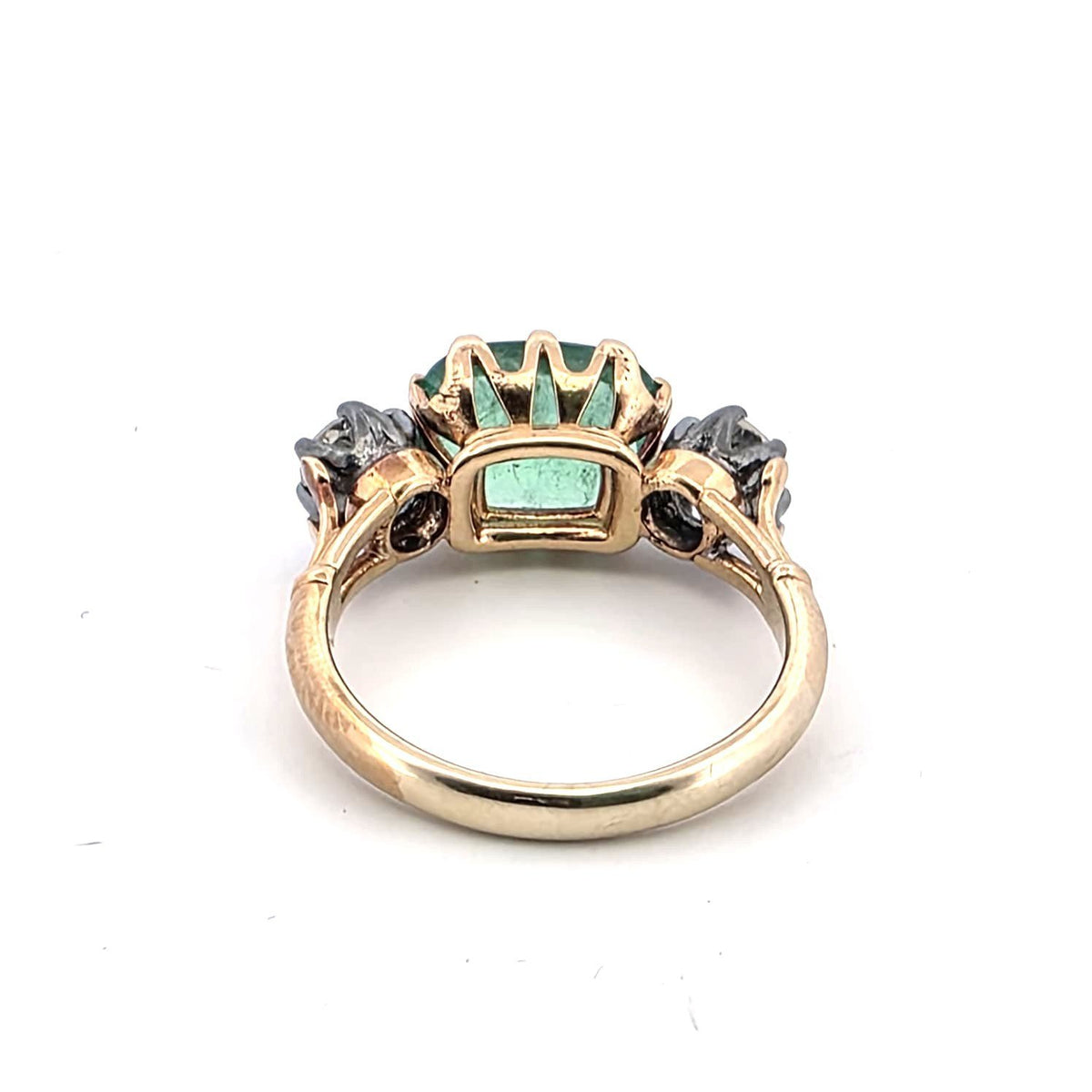 Bague Trilogie en or jaune, émeraude et diamants