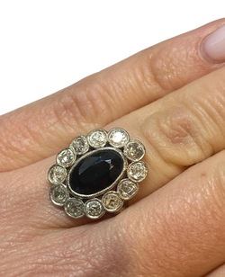 Bague Pompadour en platine, saphir et diamants