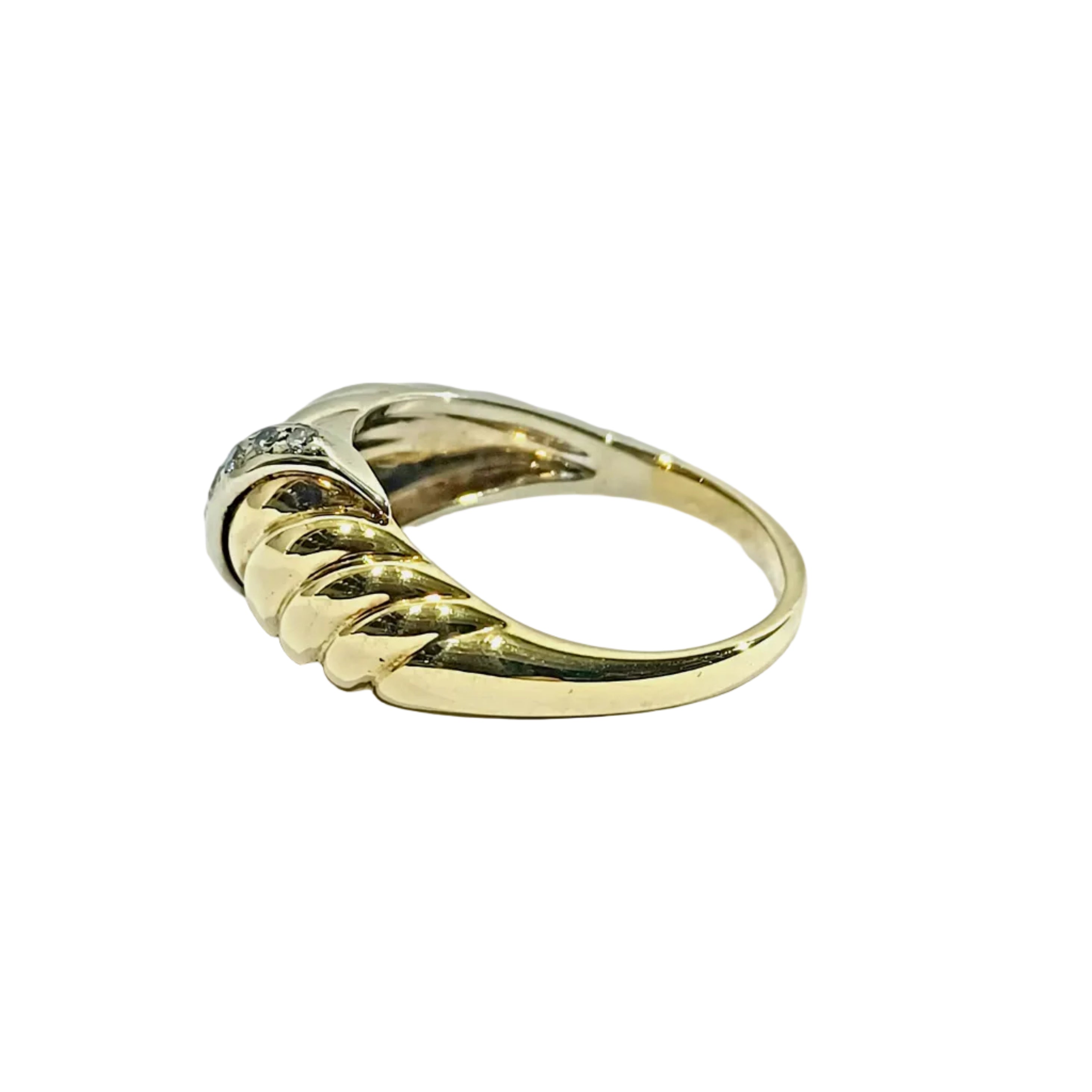 Bague en or jaune, or blanc et diamants