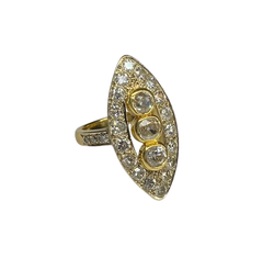 Bague Marquise en or jaune et diamants