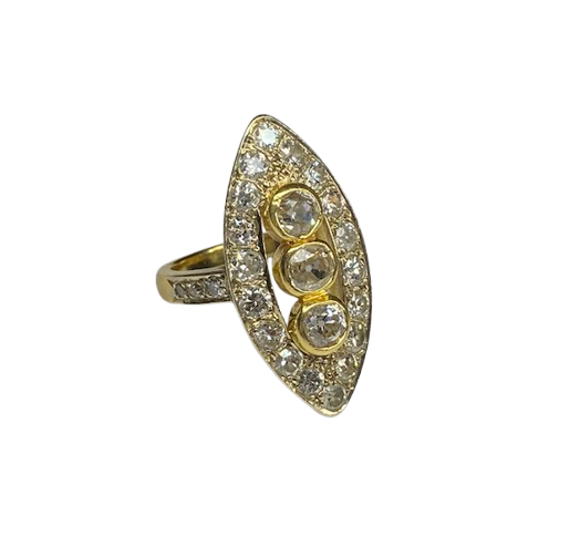 Bague Marquise en or jaune et diamants