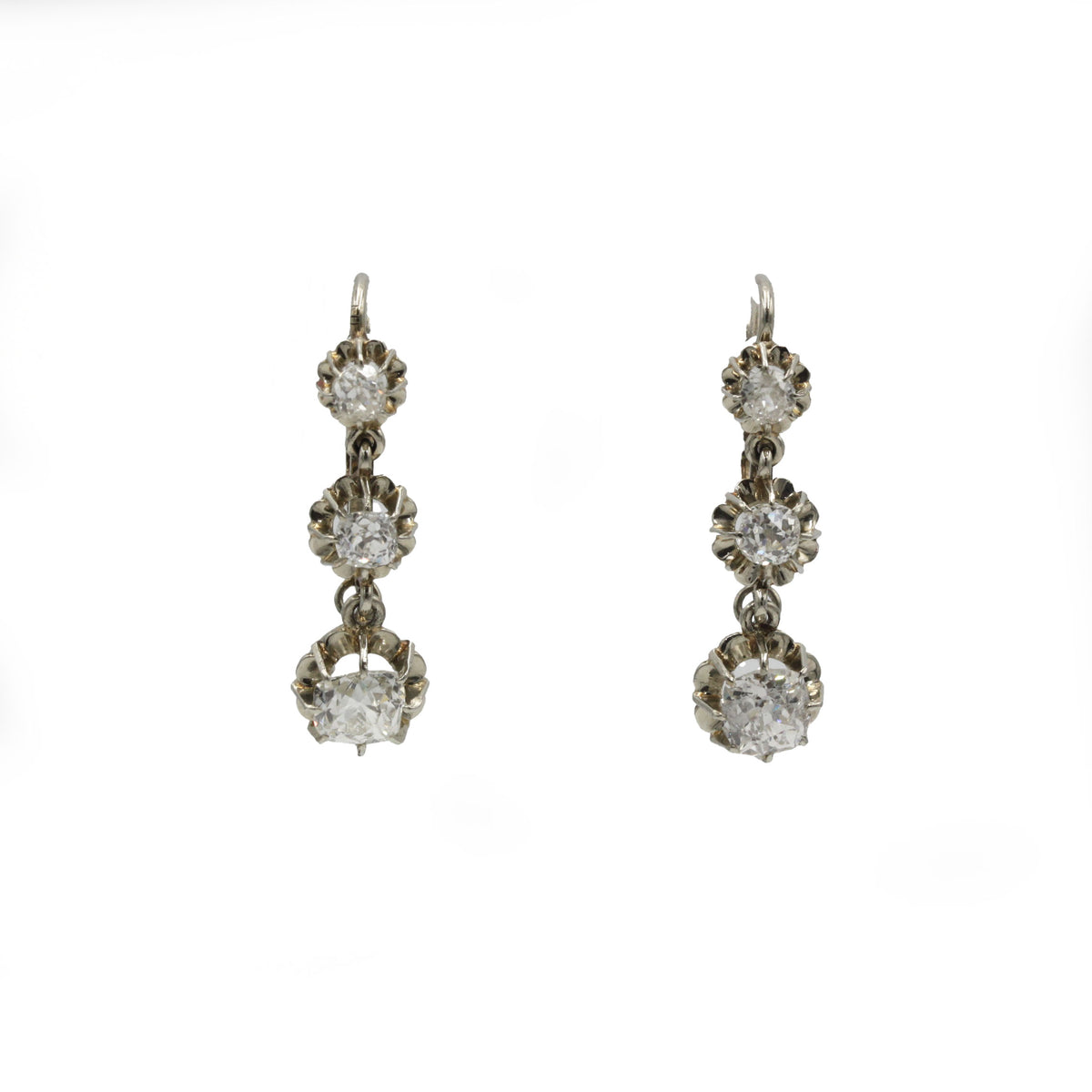 Boucles d'oreilles Dormeuses en or blanc et diamants