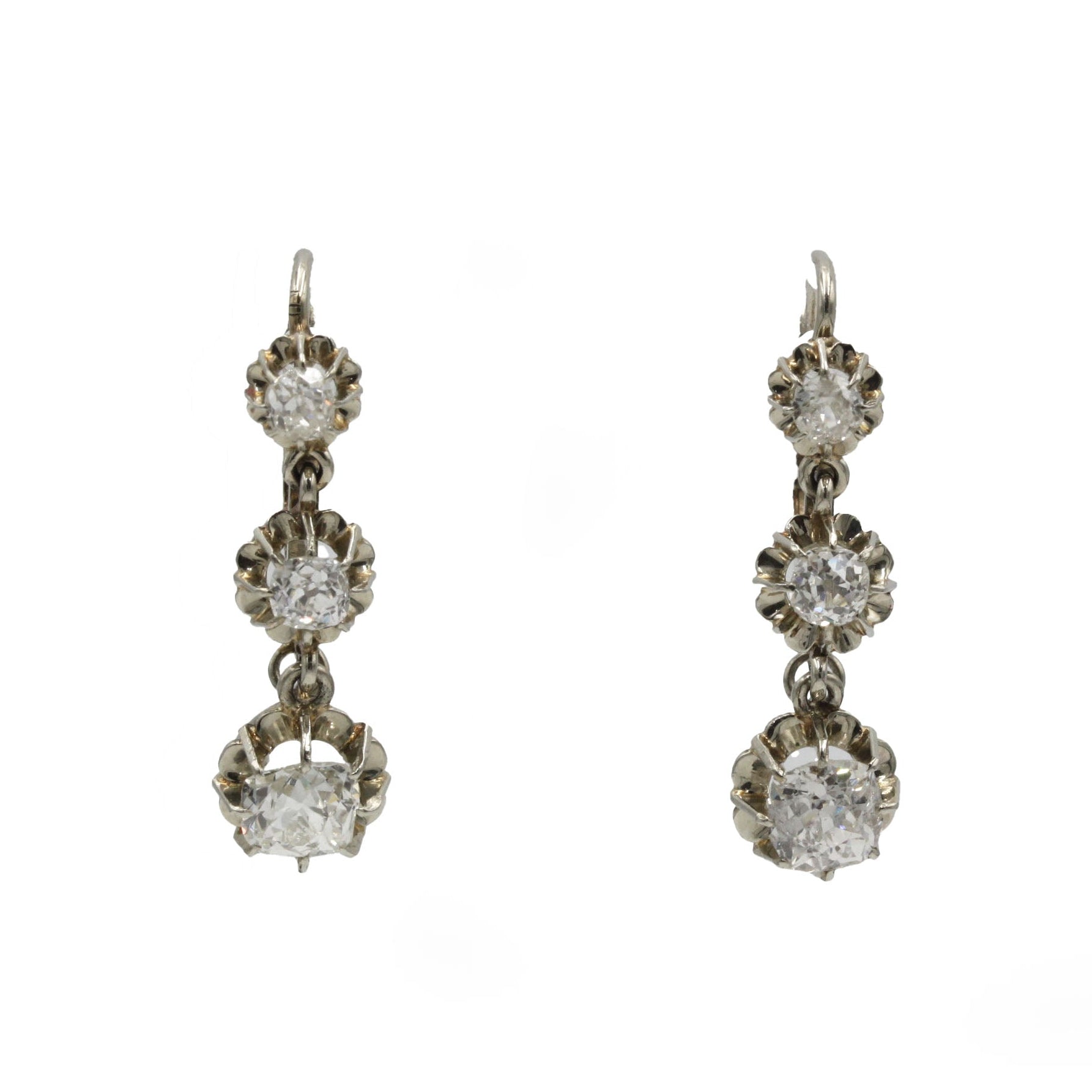 Boucles d'oreilles Dormeuses en or blanc et diamants