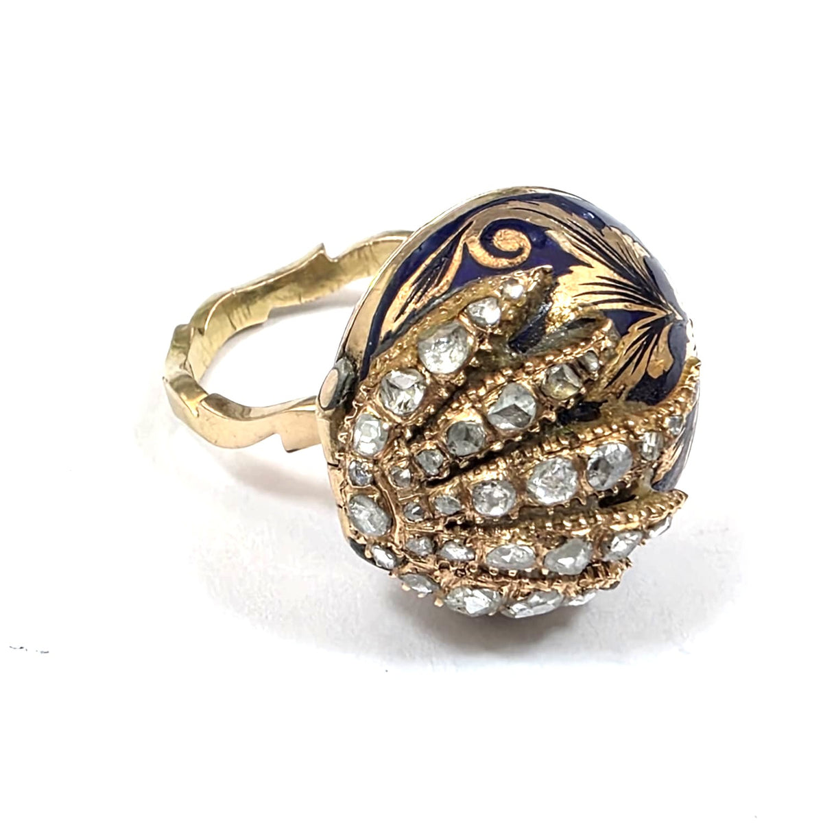 Bague Dôme en or jaune, émeraude et diamants