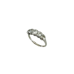Bague en platine et diamants