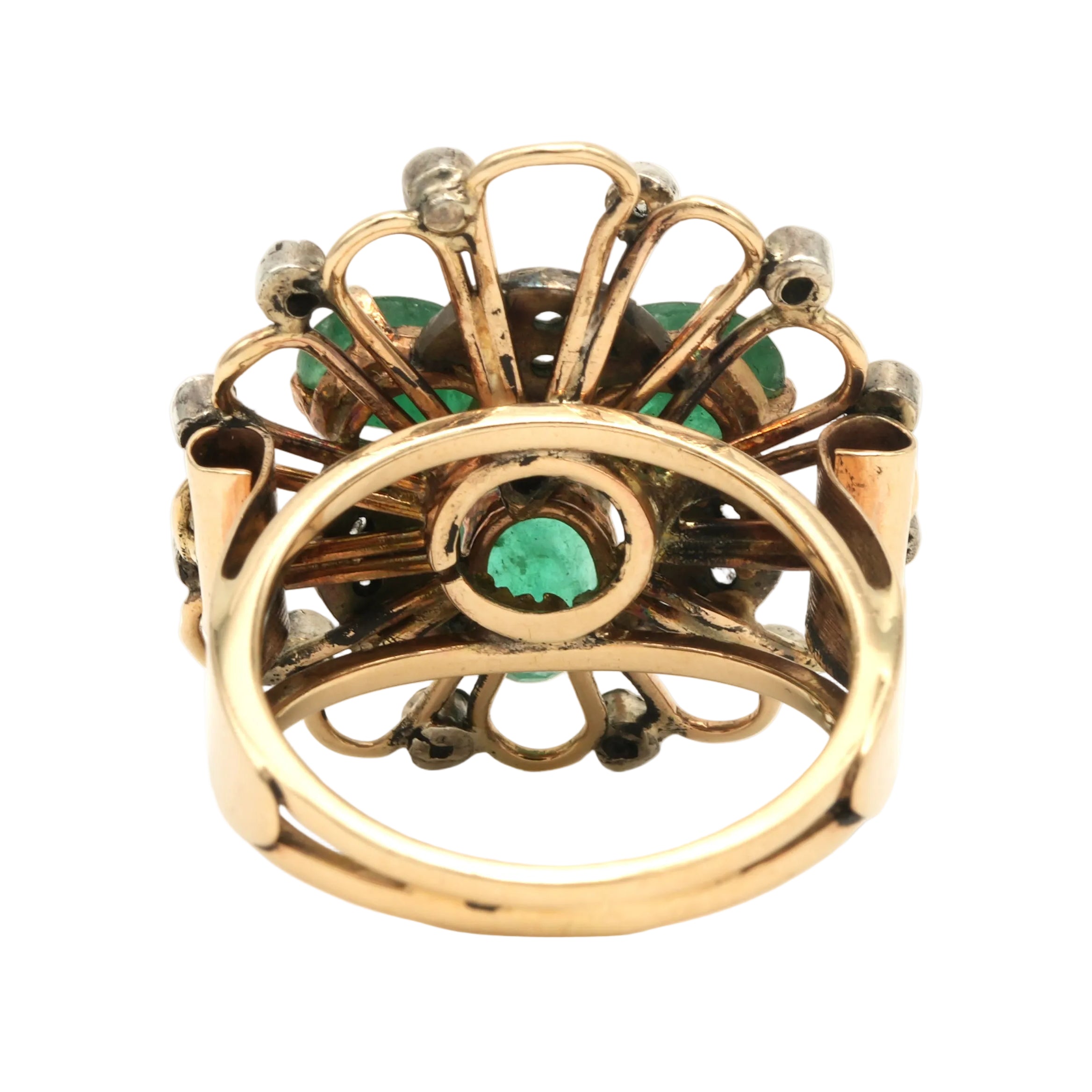 Bague Marguerite en or jaune, émeraudes et diamants