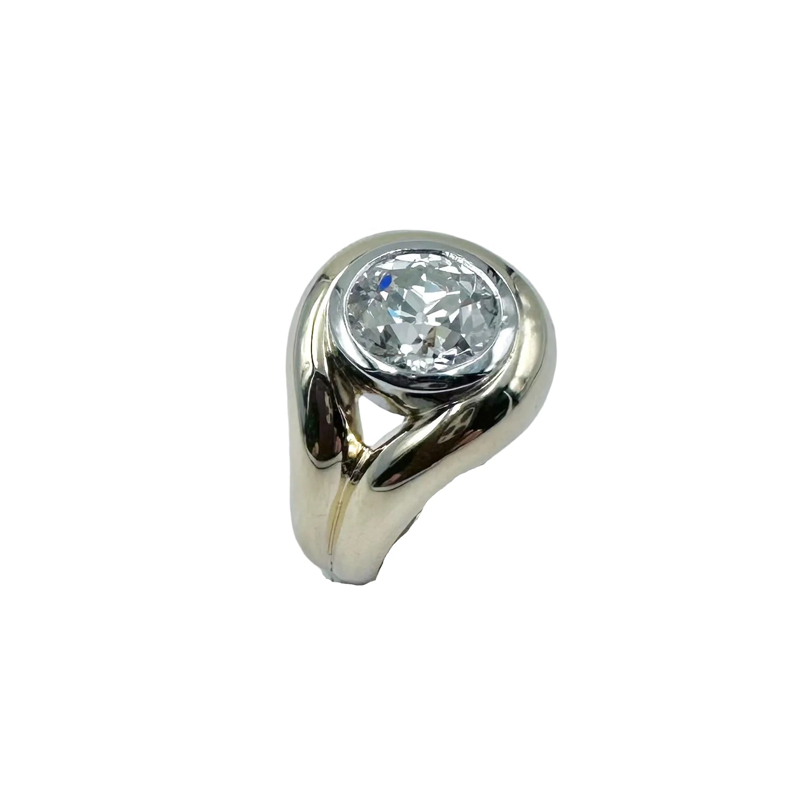 Bague Solitaire en or jaune, platine et diamant