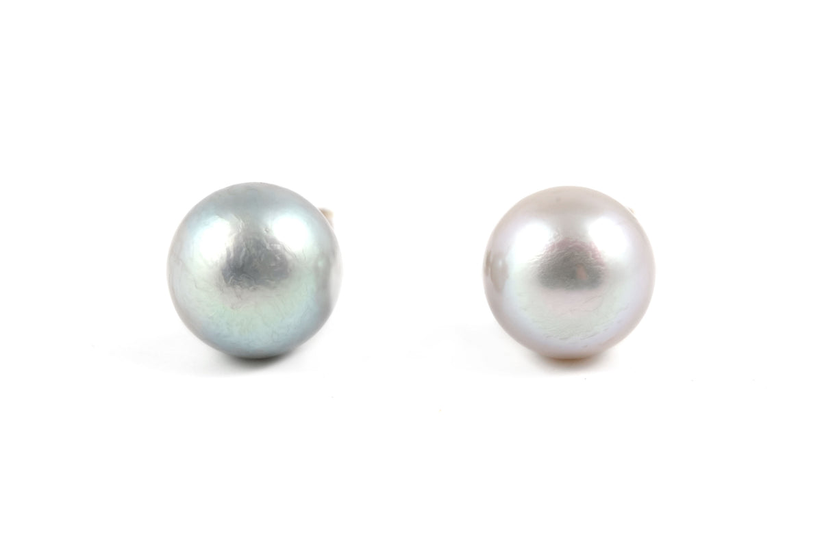 Boucles d'oreilles Puces en or blanc et perles