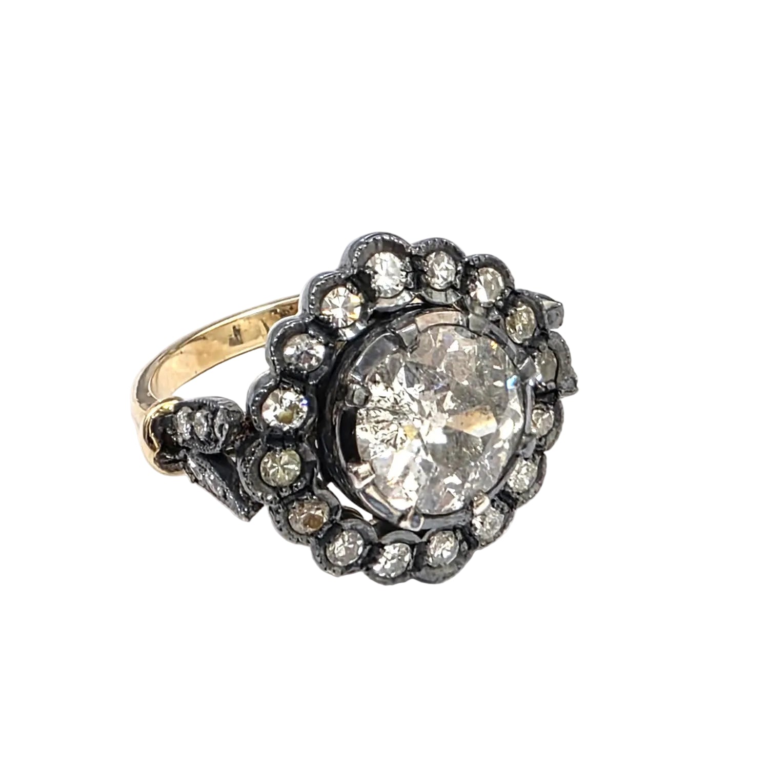 Bague Entourage en or or jaune, argent et diamants