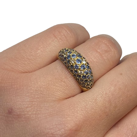 Bague Jonc POIRAY en or jaune, saphirs et diamants