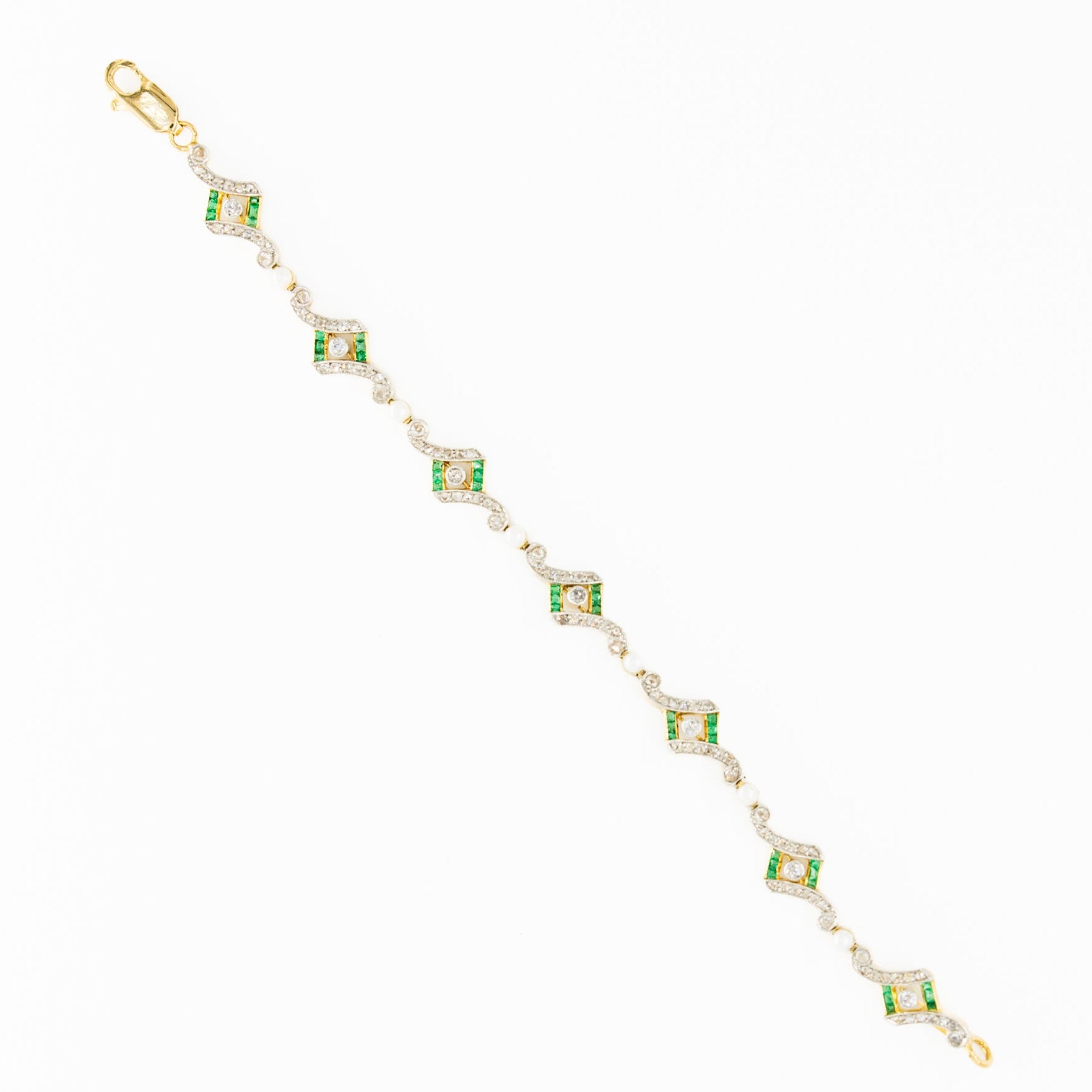 Bracelet Art Deco en or jaune, platine, perles, émeraudes et diamants