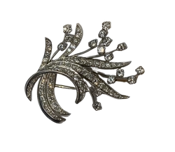 Broche Clip en or blanc et diamants
