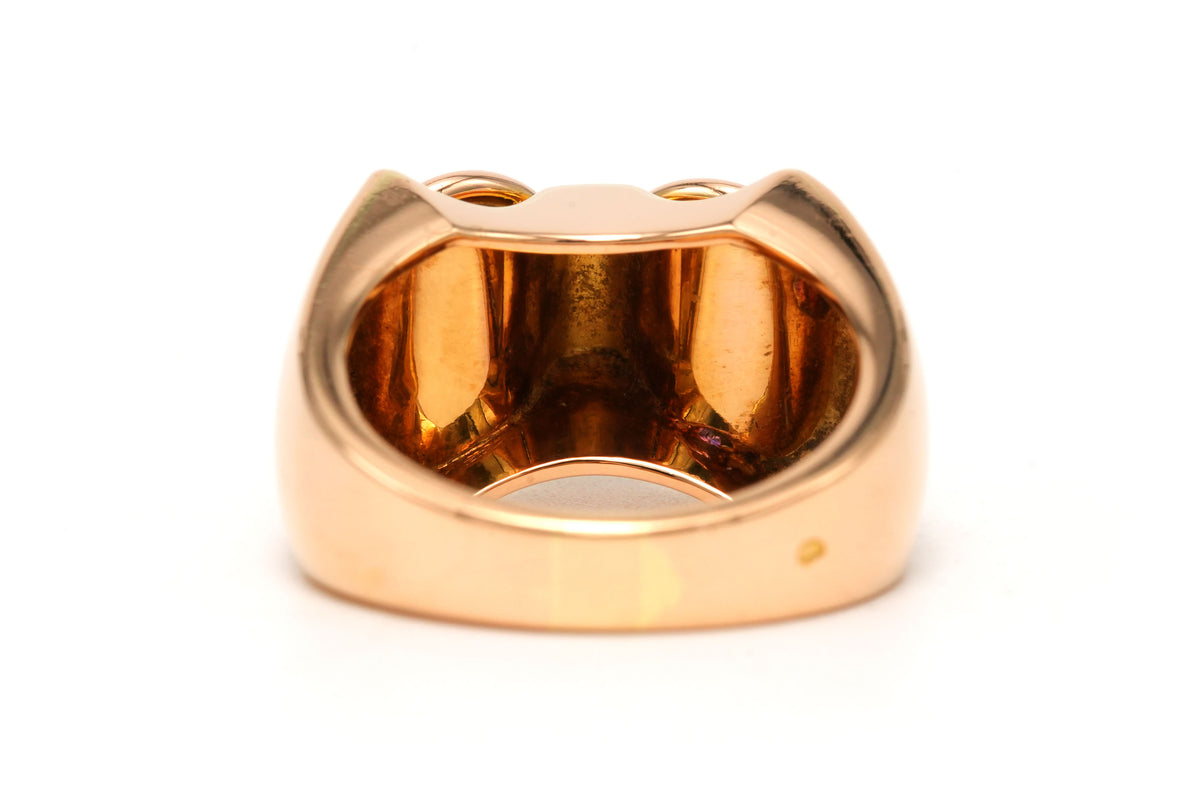 Bague Tank en or jaune et diamants