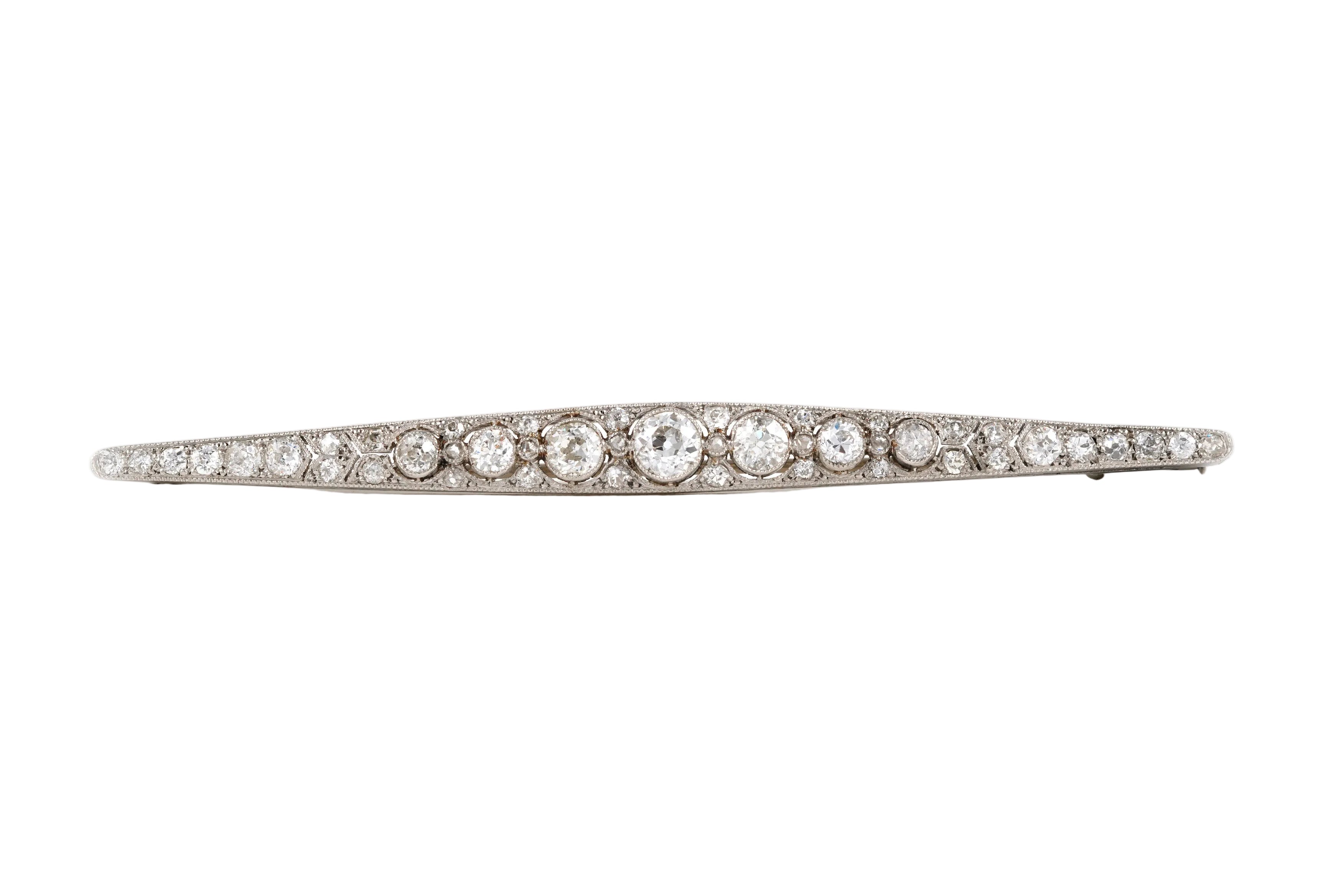 Broche Épingle en platine et diamants