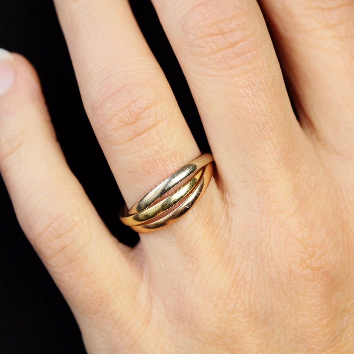 Bague Alliance en or blanc, or jaune et or rose