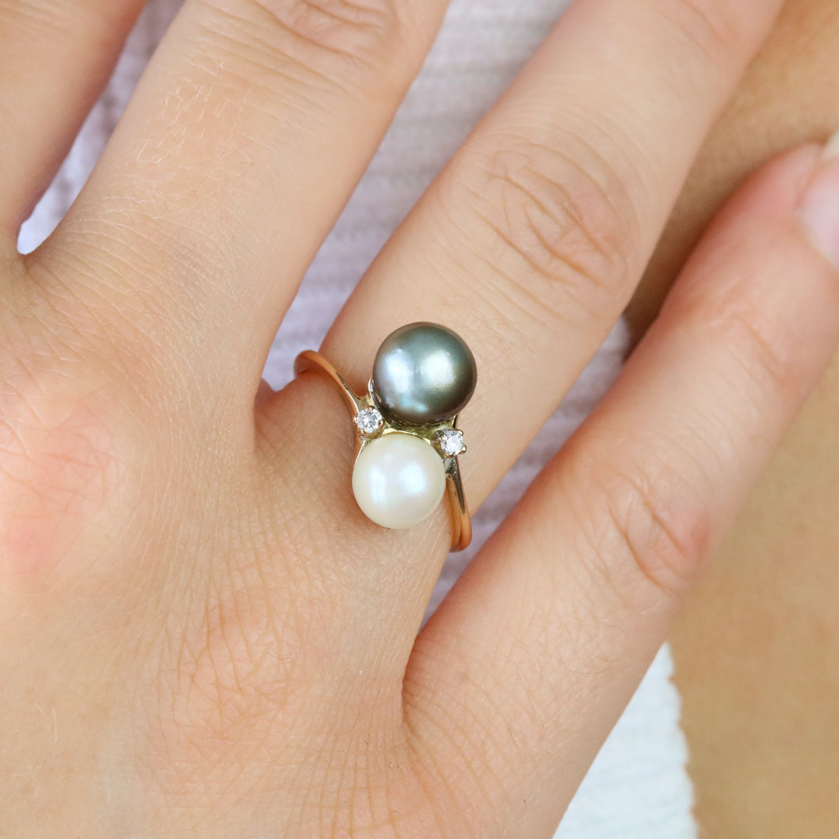Bague Toi & Moi en or rose, perles et diamants