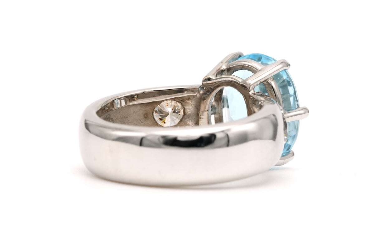 Bague Solitaire en or blanc, topaze et diamants