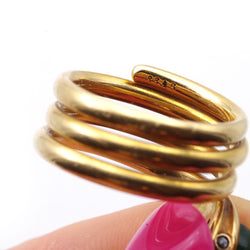 Bague en or jaune, émeraude et diamants