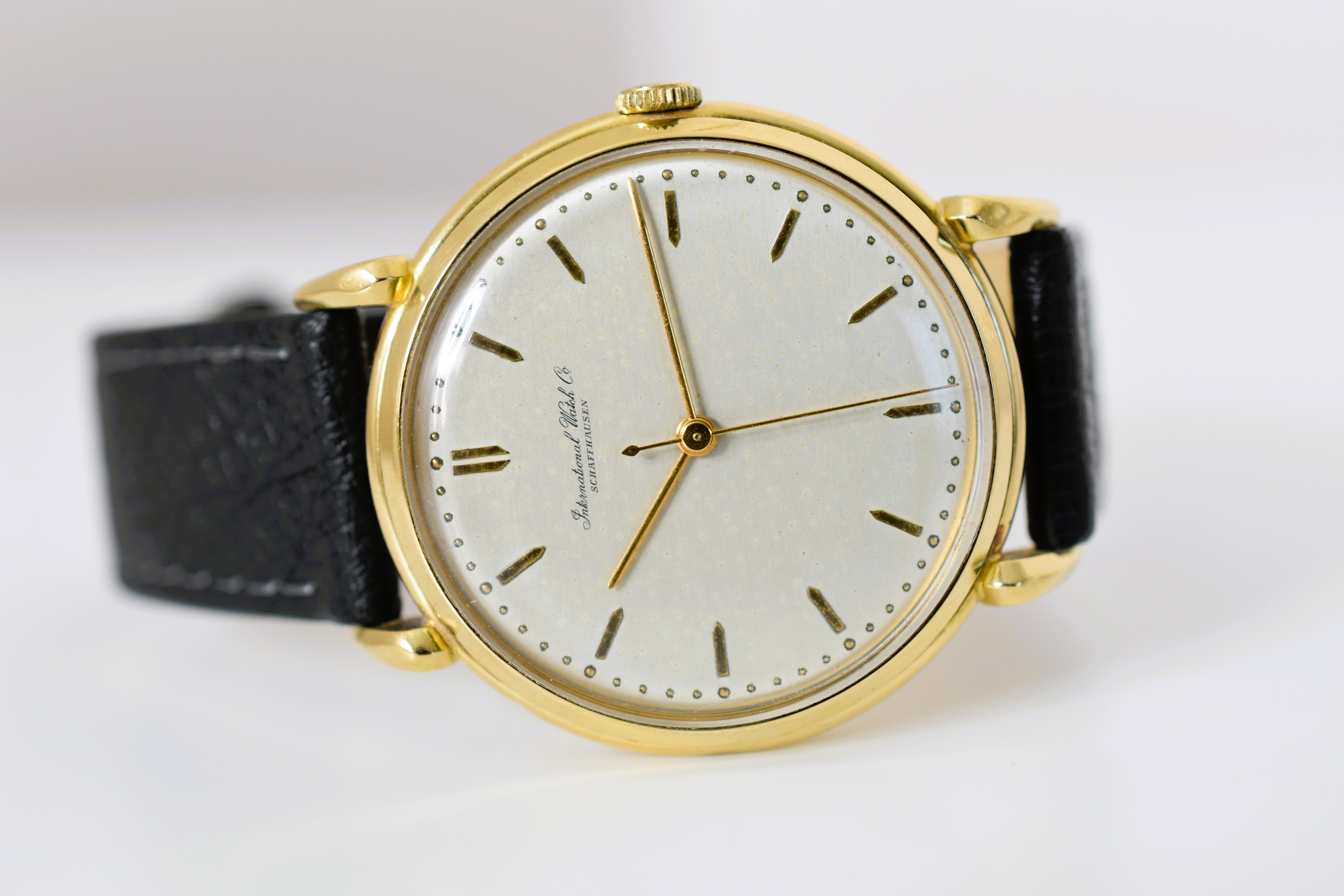 Montre IWC en or jaune et cuir