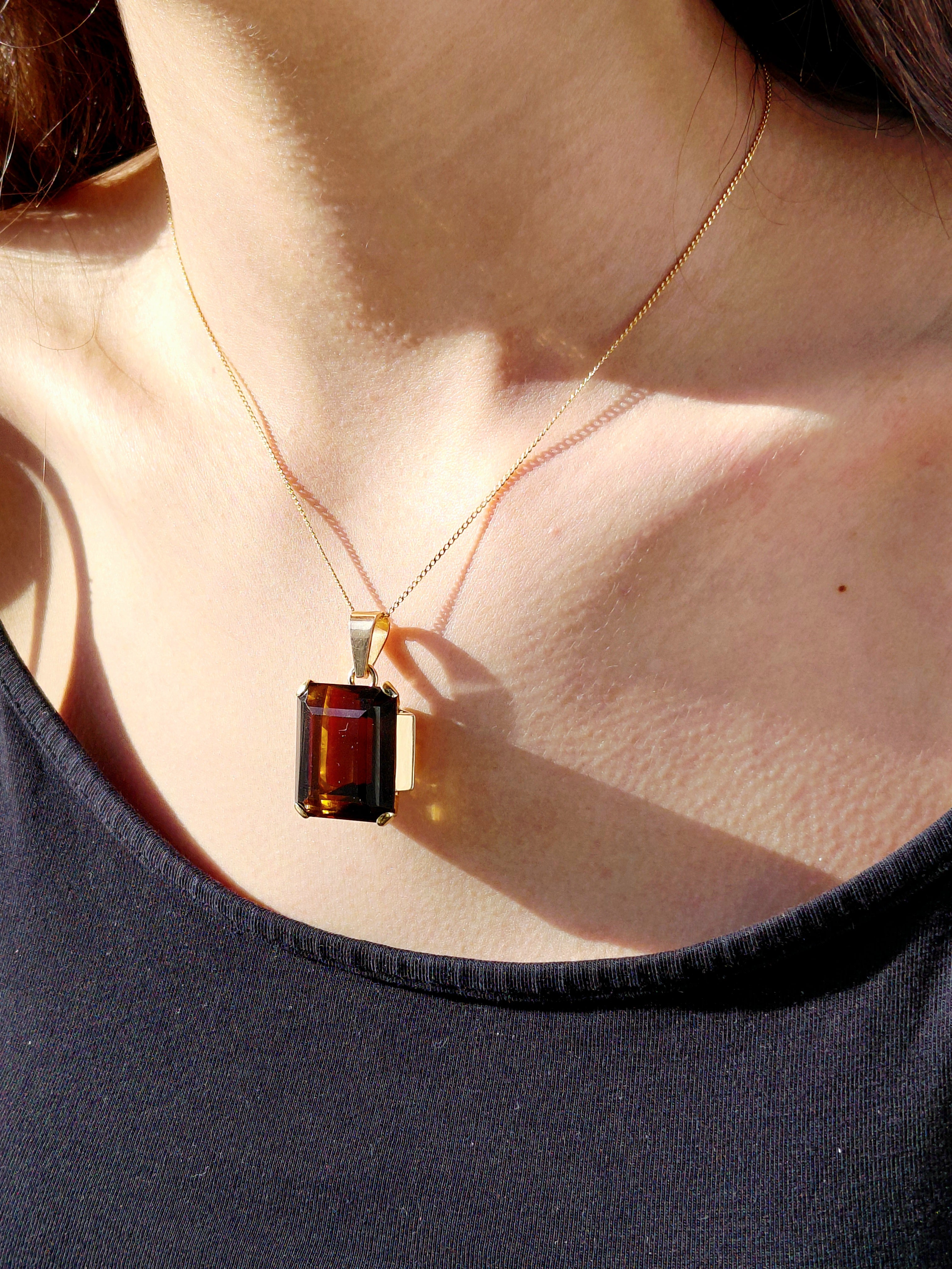 Pendentif en or rose et citrine