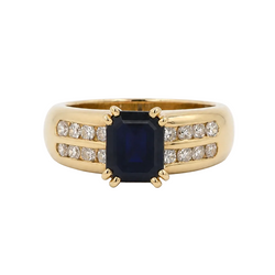 Bague Solitaire en or jaune, saphir et diamants