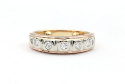 Bague Alliance en or blanc, or jaune, or rose et diamants