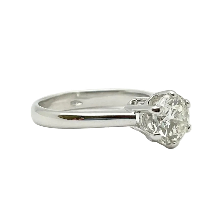 Bague Solitaire en or blanc et diamant