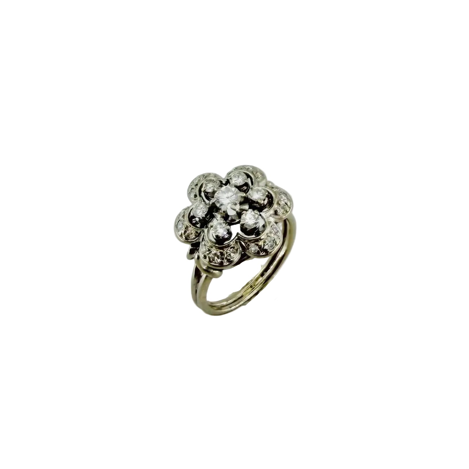 Bague Entourage en or blanc, platine et diamants