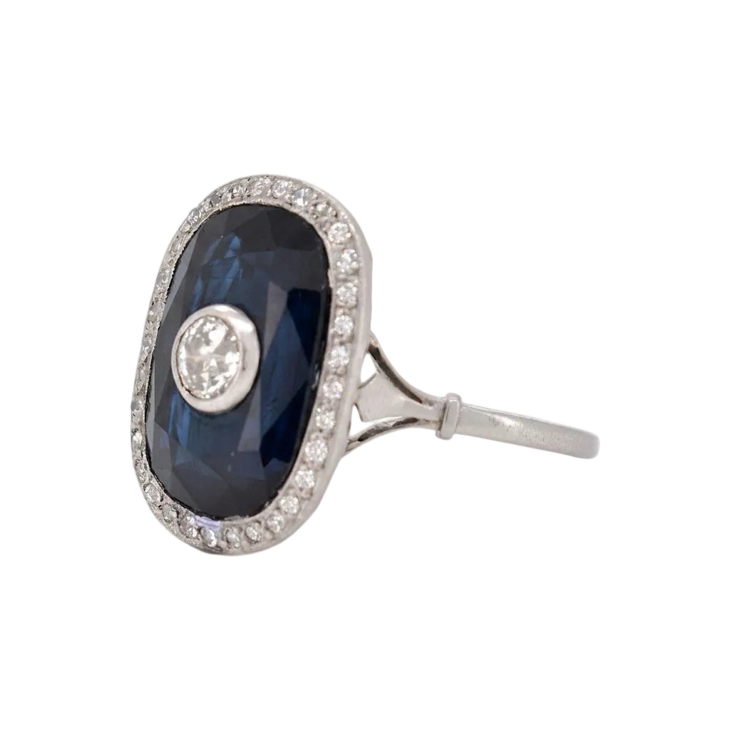 Bague Cocktail en platine, saphir et diamants