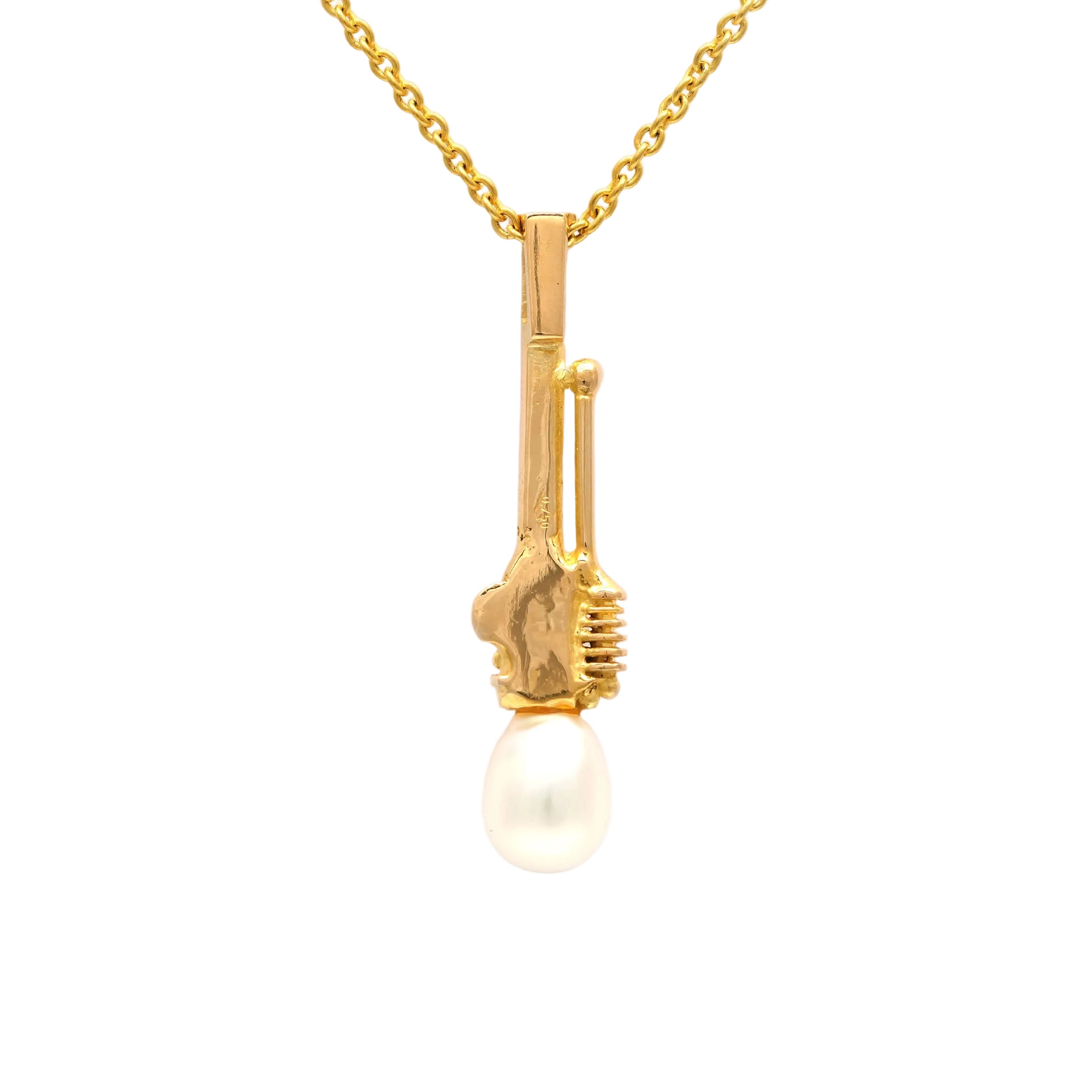 Pendentif en or jaune et perle