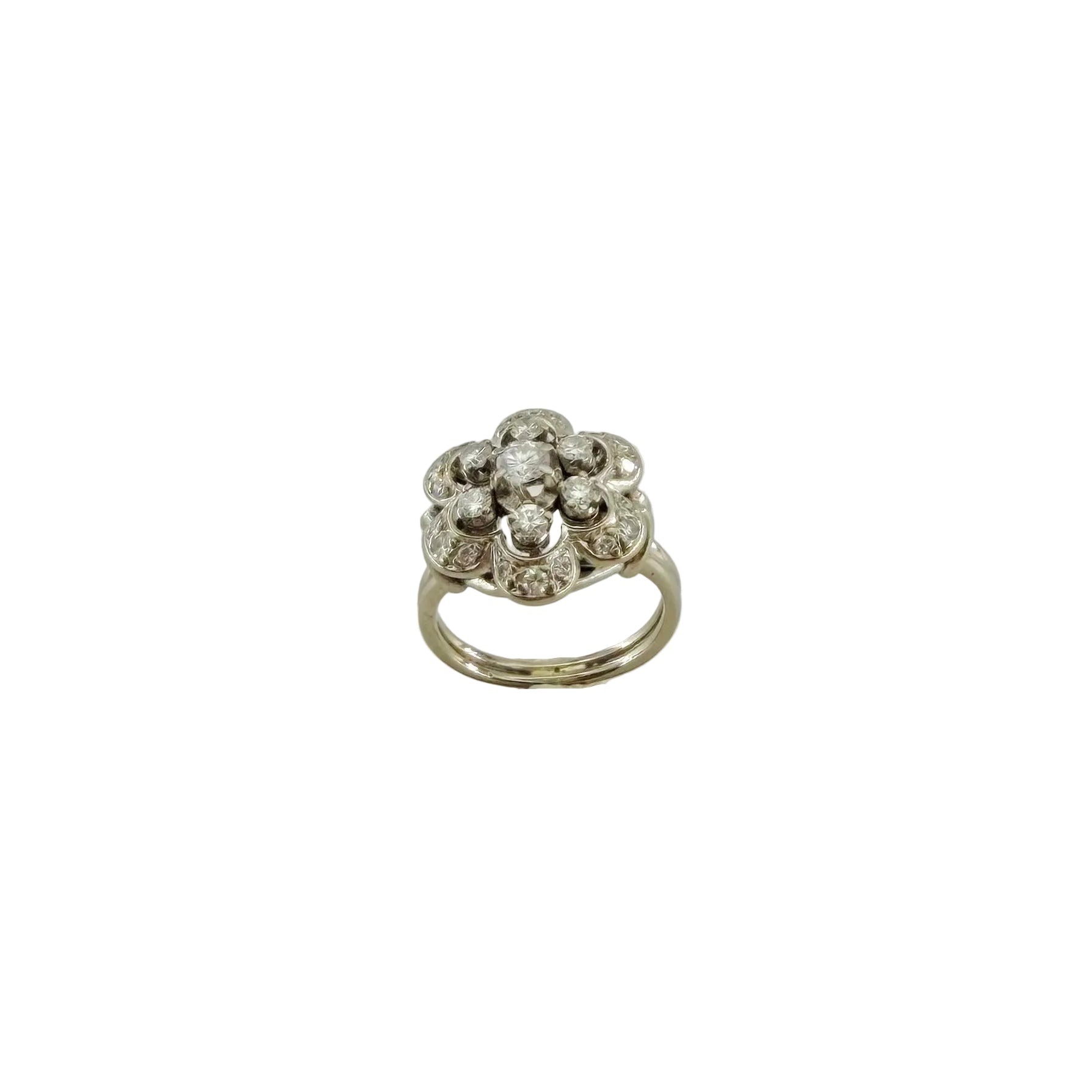 Bague Entourage en or blanc, platine et diamants