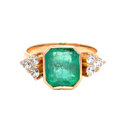 Bague Trilogie en or jaune, émeraude et diamants