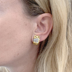 Boucles d'oreilles "Mailles" vintage deux tons d'ors et diamants.
