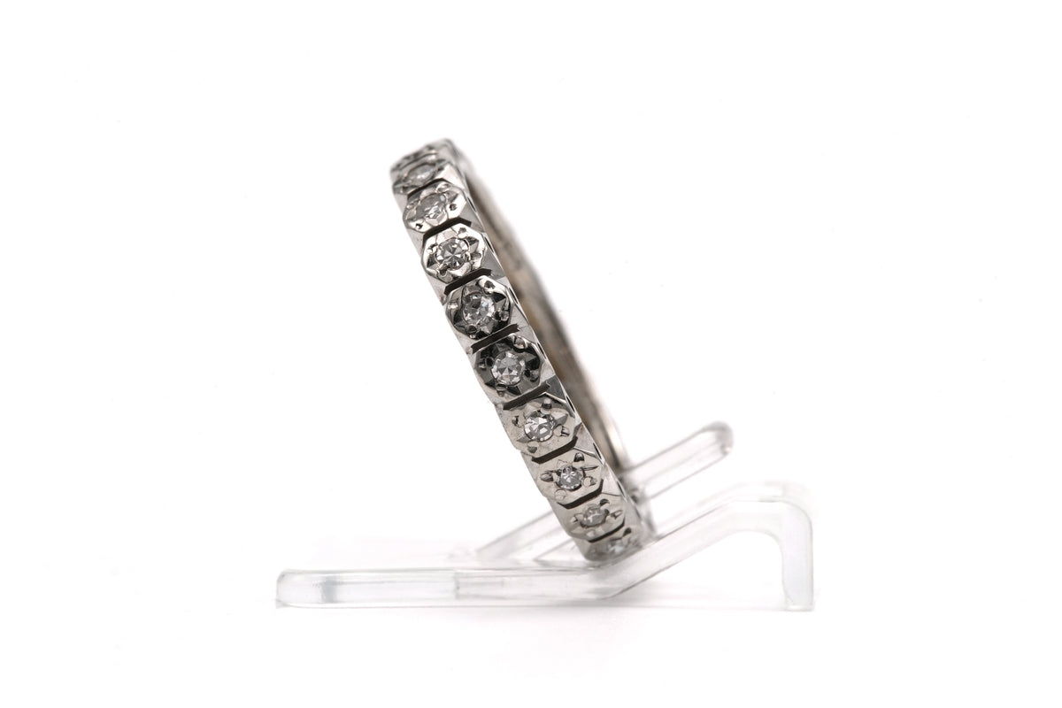 Bague Alliance en or blanc et diamants